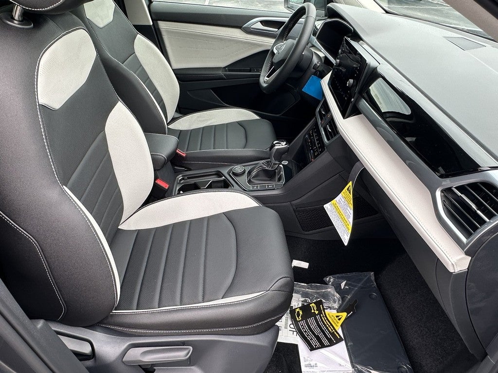 2026 Volkswagen Taos SEL 4MOTION