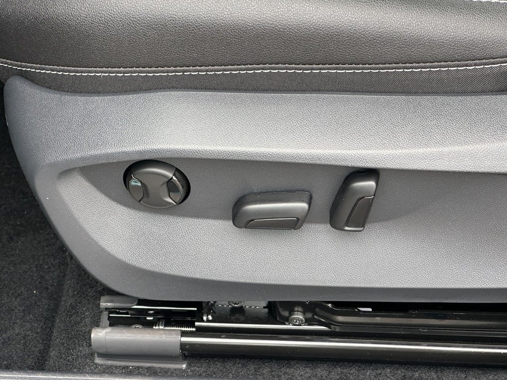2026 Volkswagen Taos SEL 4MOTION