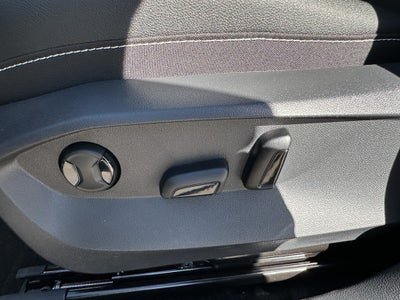 2026 Volkswagen Taos SEL 4MOTION