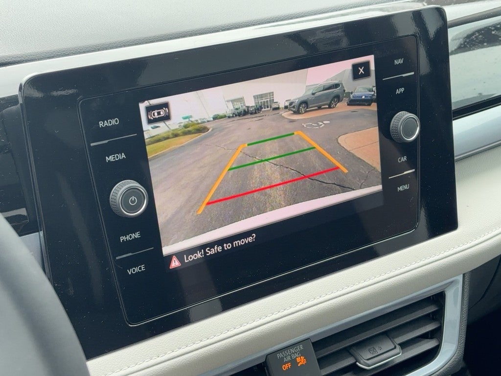 2026 Volkswagen Taos SEL 4MOTION