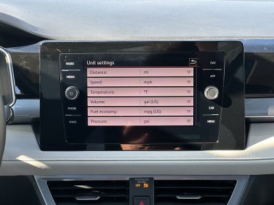 2025 Volkswagen Taos SEL 4MOTION