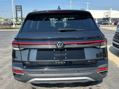 2025 Volkswagen Taos SEL 4MOTION