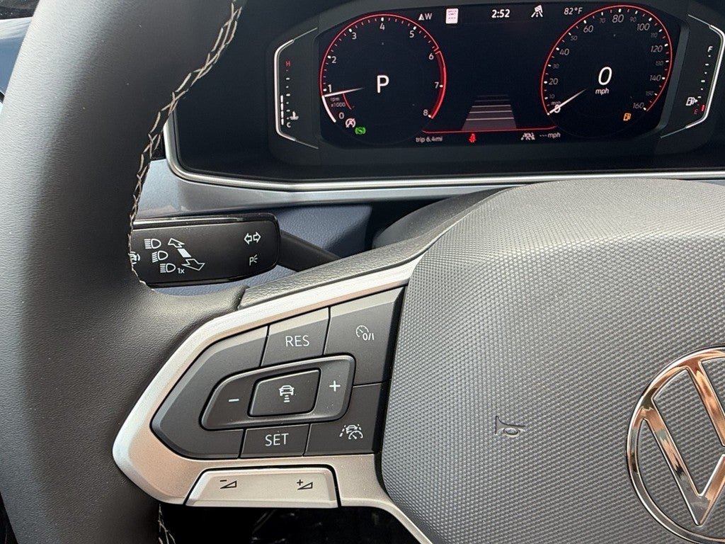 2026 Volkswagen Taos SEL 4MOTION