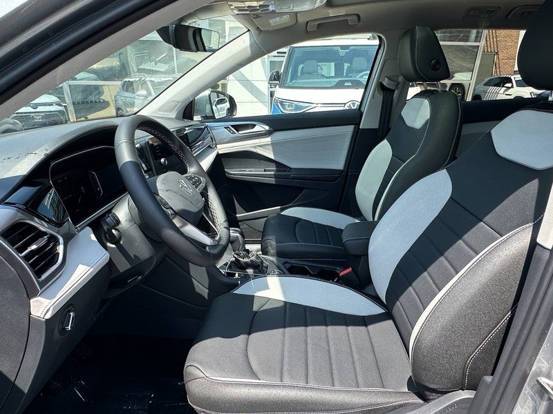 2025 Volkswagen Taos SEL 4MOTION