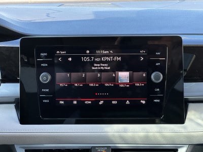 2025 Volkswagen Taos SEL 4MOTION