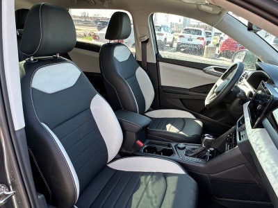 2025 Volkswagen Taos SEL 4MOTION