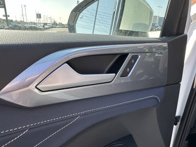 2025 Volkswagen Taos SEL 4MOTION