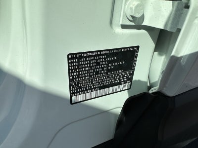 2025 Volkswagen Taos SEL 4MOTION
