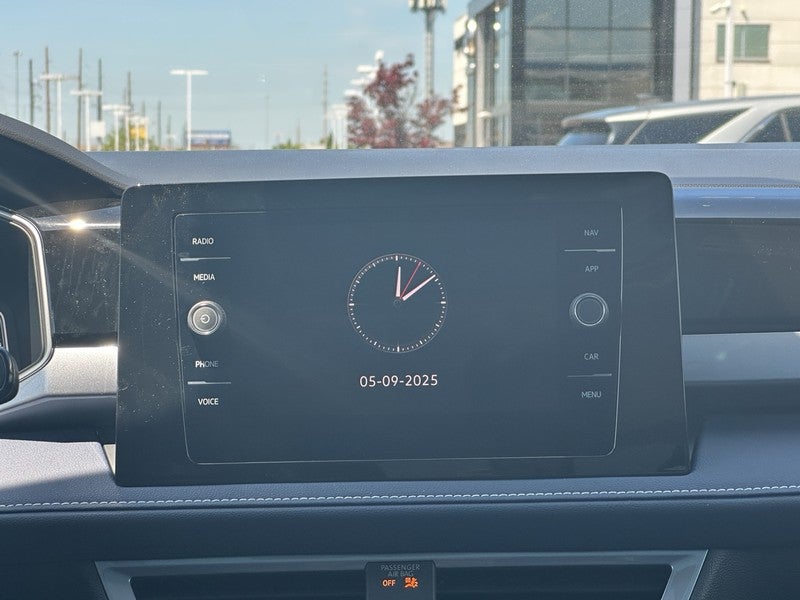 2025 Volkswagen Taos SEL 4MOTION