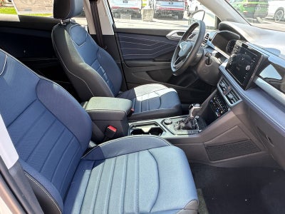 2025 Volkswagen Taos SEL 4MOTION