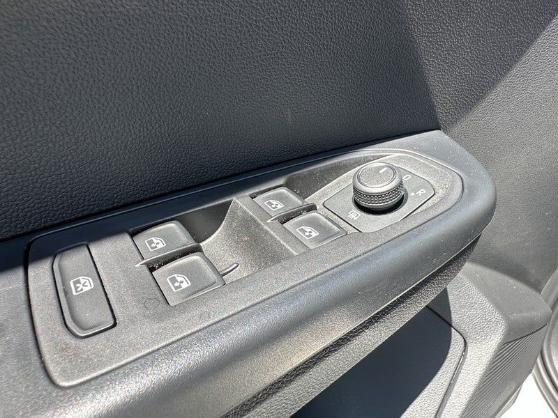 2025 Volkswagen Taos SEL 4MOTION