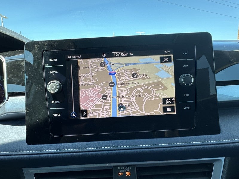 2025 Volkswagen Taos SEL 4MOTION