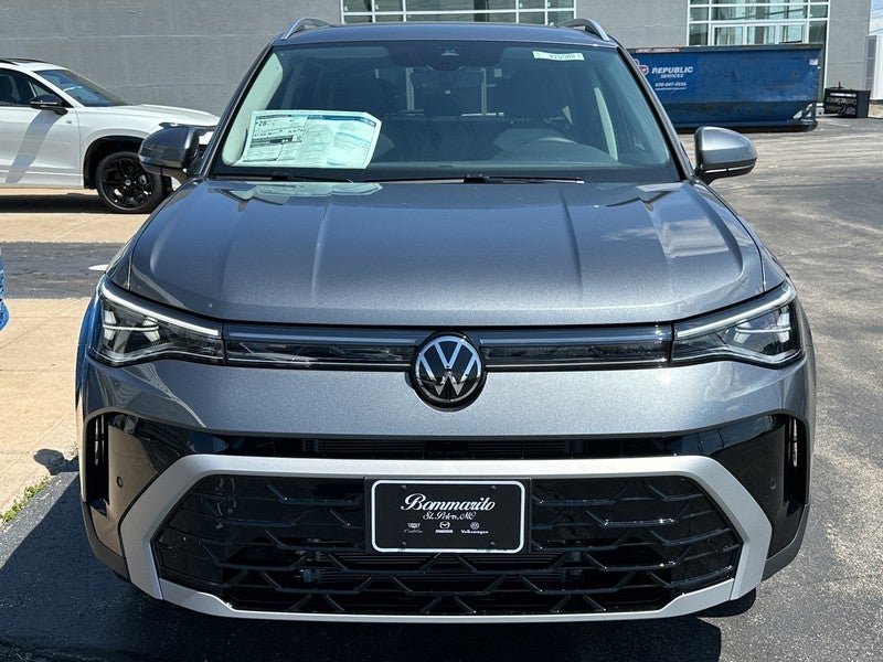 2025 Volkswagen Taos SEL 4MOTION