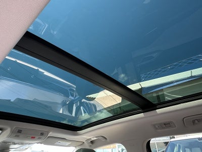 2025 Volkswagen Taos SEL 4MOTION