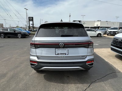 2025 Volkswagen Taos SEL 4MOTION