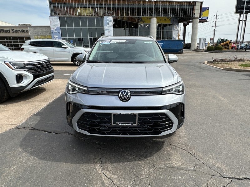 2025 Volkswagen Taos SEL 4MOTION