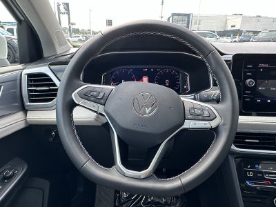 2025 Volkswagen Taos SEL 4MOTION