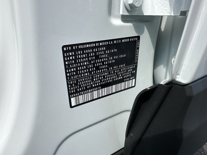 2025 Volkswagen Taos SEL 4MOTION