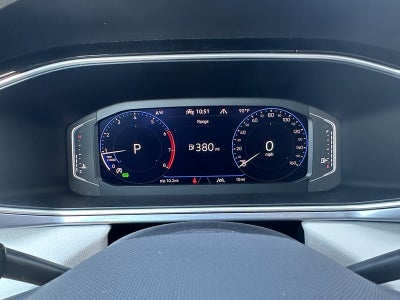 2025 Volkswagen Taos SEL 4MOTION