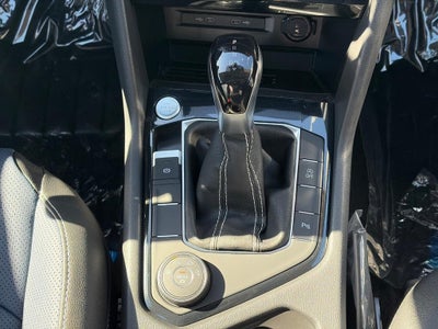 2027 Volkswagen Taos SEL 4MOTION