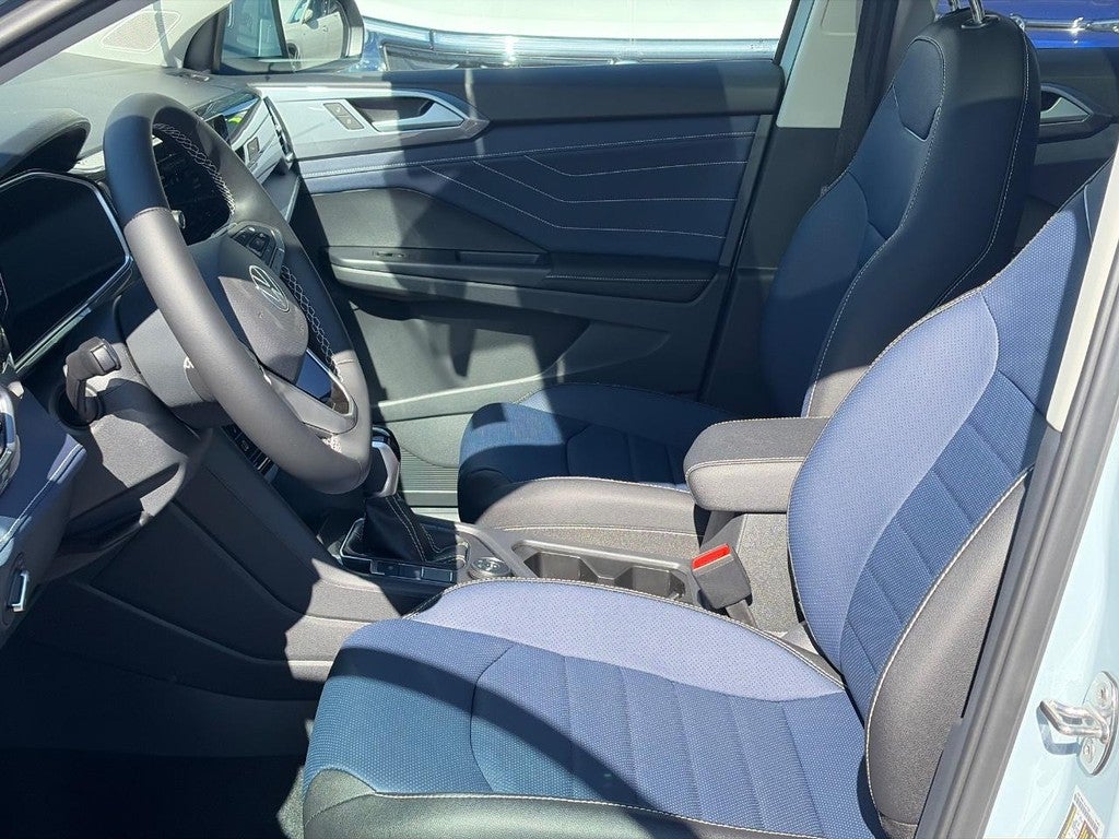 2027 Volkswagen Taos SEL 4MOTION