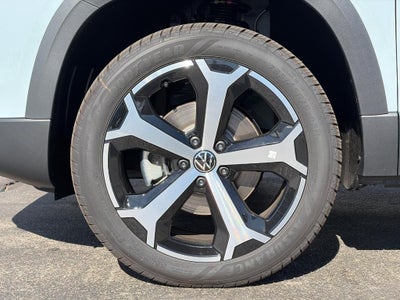 2027 Volkswagen Taos SEL 4MOTION