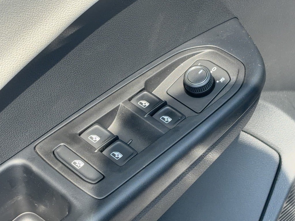 2026 Volkswagen Taos S FWD