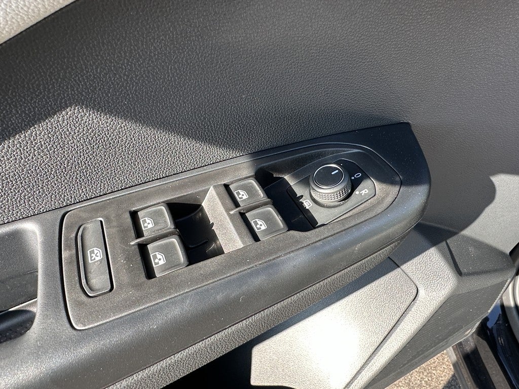 2026 Volkswagen Taos S 4MOTION