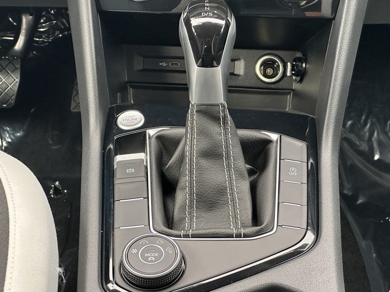 2025 Volkswagen Taos S 4MOTION