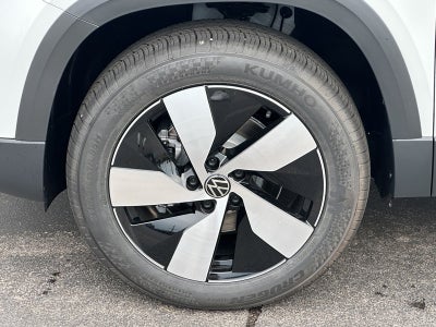 2025 Volkswagen Taos S 4MOTION