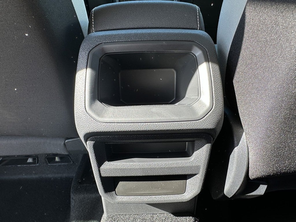 2026 Volkswagen Taos S 4MOTION