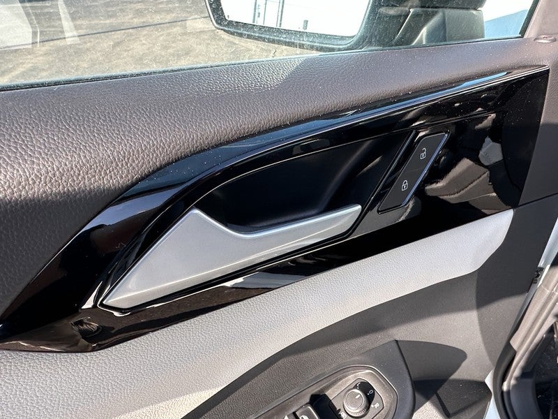 2026 Volkswagen Taos S 4MOTION