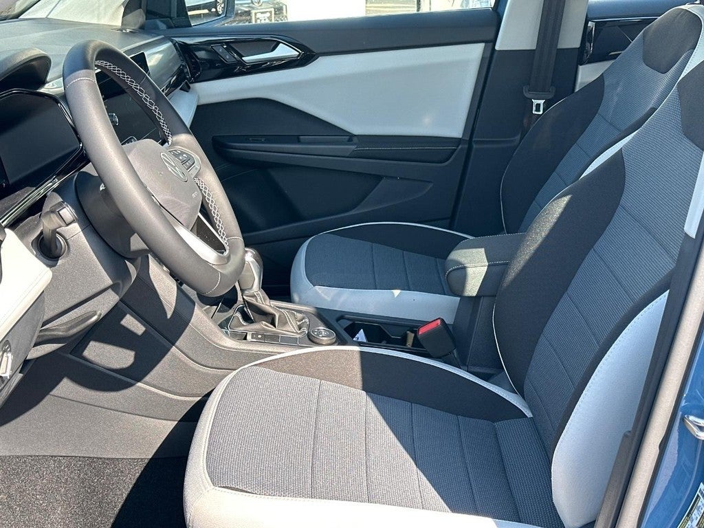 2026 Volkswagen Taos S 4MOTION