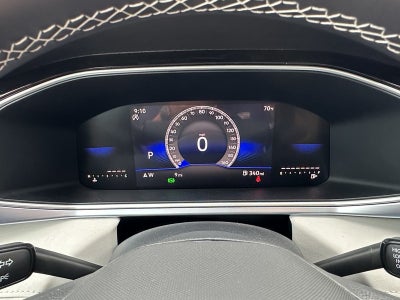 2025 Volkswagen Taos SE FWD