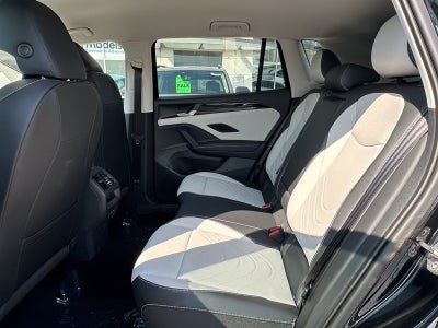 2025 Volkswagen Tiguan 2.0T SE 4MOTION