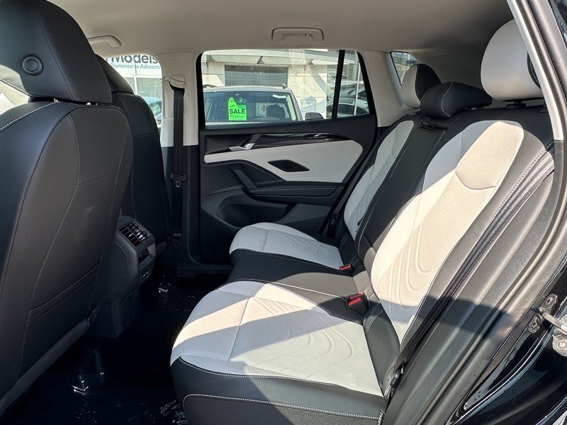 2025 Volkswagen Tiguan 2.0T SE 4MOTION