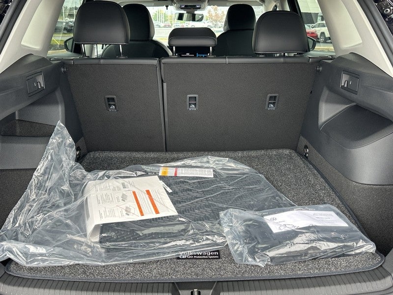 2025 Volkswagen Tiguan 2.0T SE 4MOTION