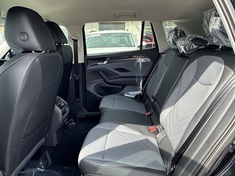 2025 Volkswagen Tiguan 2.0T SE 4MOTION