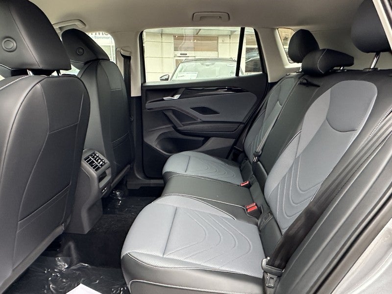 2025 Volkswagen Tiguan 2.0T SE 4MOTION