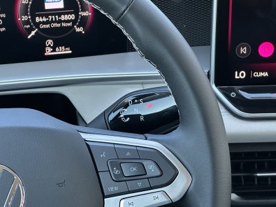 2025 Volkswagen Tiguan 2.0T SE FWD