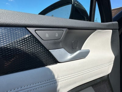 2025 Volkswagen Tiguan 2.0T SE FWD