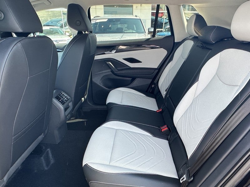 2025 Volkswagen Tiguan 2.0T SE FWD