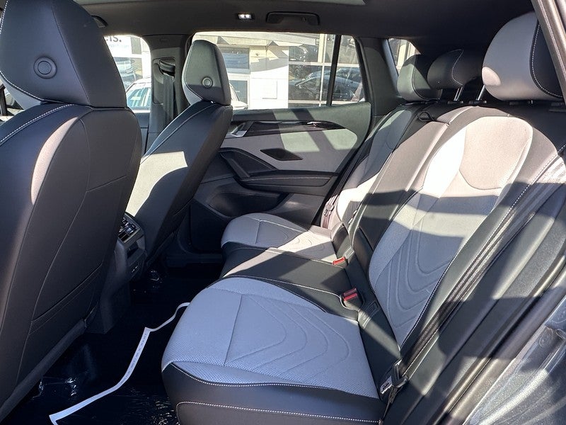 2025 Volkswagen Tiguan 2.0T SE R-Line Black 4MOTION