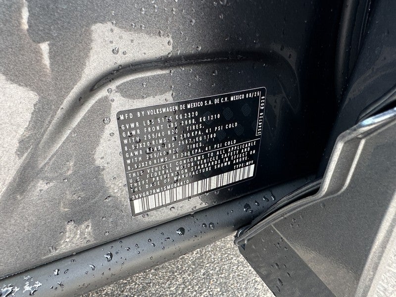 2025 Volkswagen Tiguan 2.0T SE R-Line Black 4MOTION