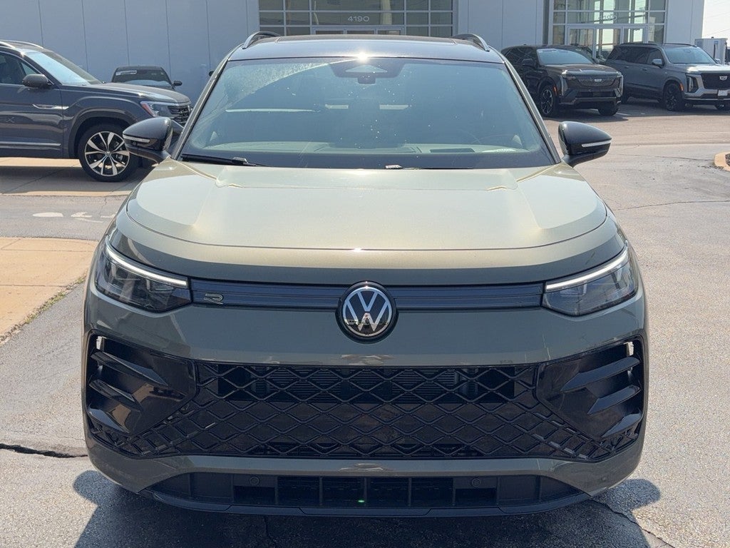 2026 Volkswagen Tiguan 2.0T SE R-Line Black 4MOTION