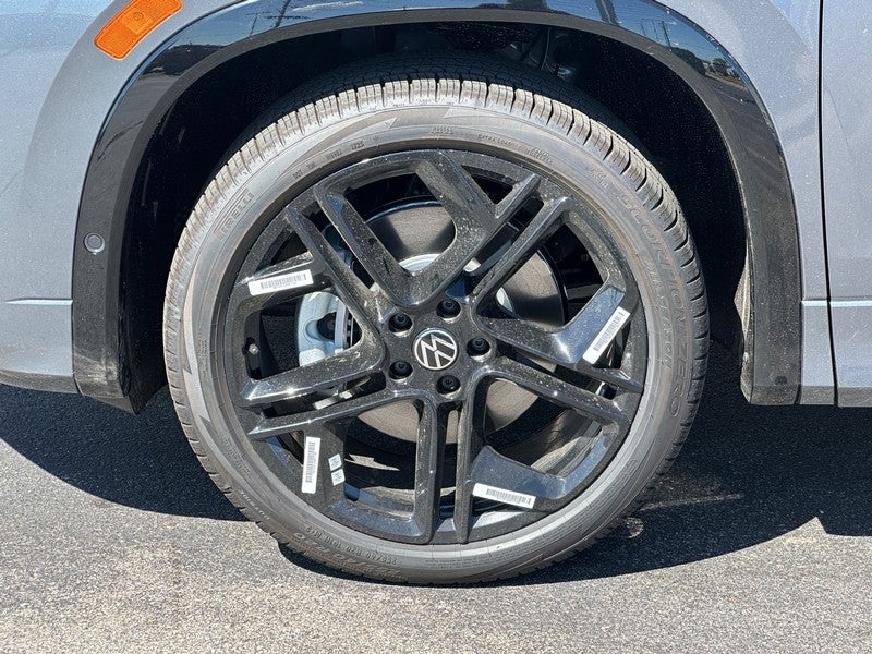 2025 Volkswagen Tiguan 2.0T SE R-Line Black 4MOTION