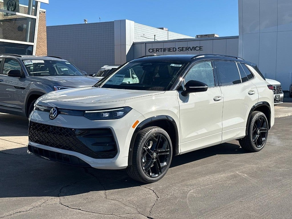 2026 Volkswagen Tiguan 2.0T SE R-Line Black 4MOTION