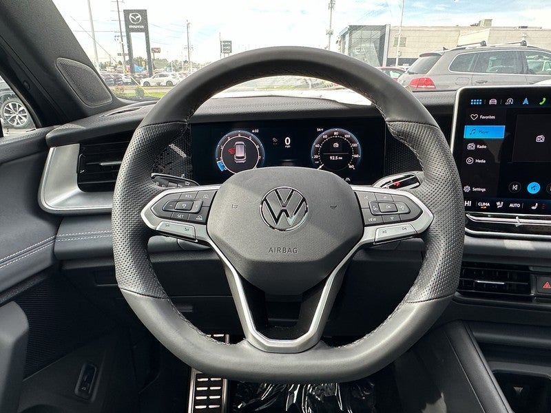 2025 Volkswagen Tiguan 2.0T SE R-Line Black 4MOTION