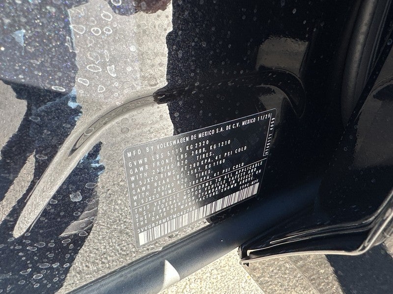 2026 Volkswagen Tiguan 2.0T SE R-Line Black 4MOTION