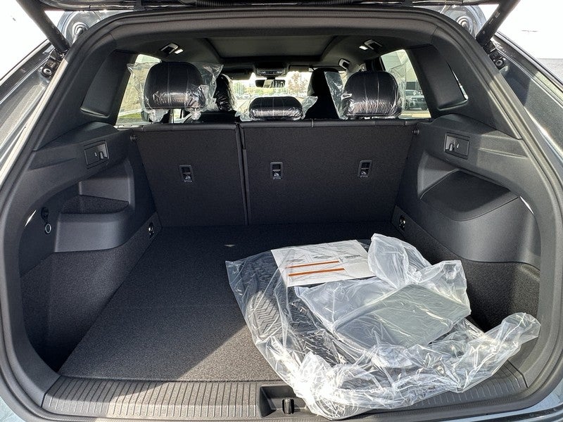 2025 Volkswagen Tiguan 2.0T SE R-Line Black 4MOTION